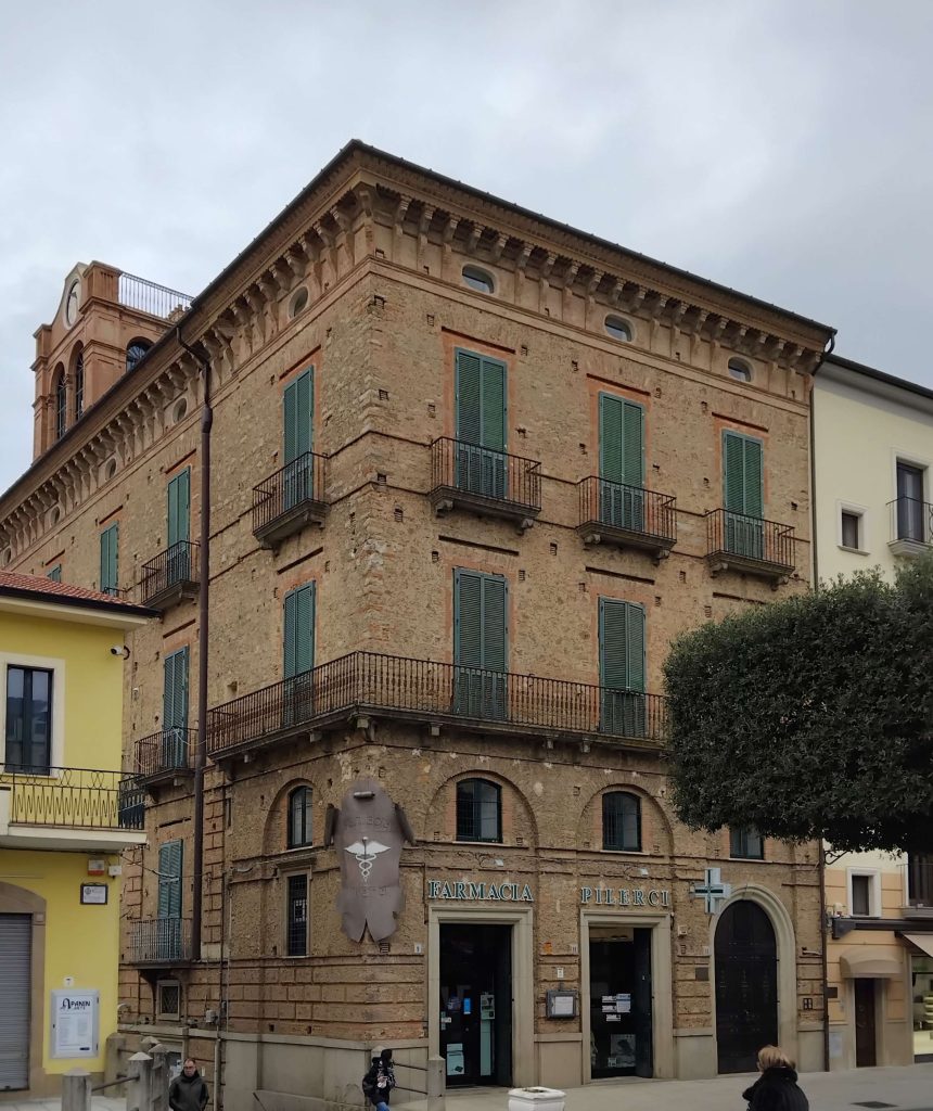 8 – Palazzo Campanile (foto 2026)
